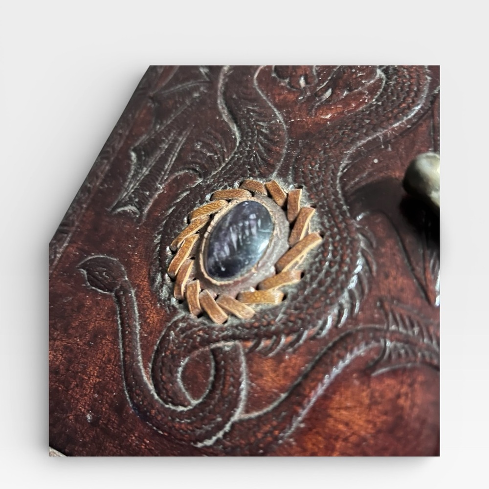 Handmade Leather Double Dragon Amethyst Stone Journal - Picture 11 of 12